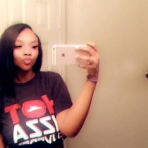 Meet your Posher, Tavia